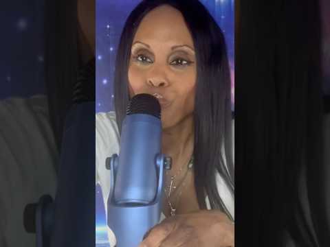 ASMR Playing with Mic Cover #asmr #asmrtingles #shorts