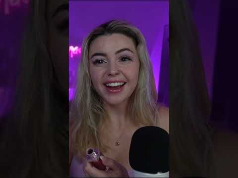 APPLYING LIPGLOSS ASMR #asmr #tingles #tingling #asmrroleplay # ...