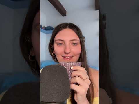 Ary Asmr sta trasmettendo dal vivo.