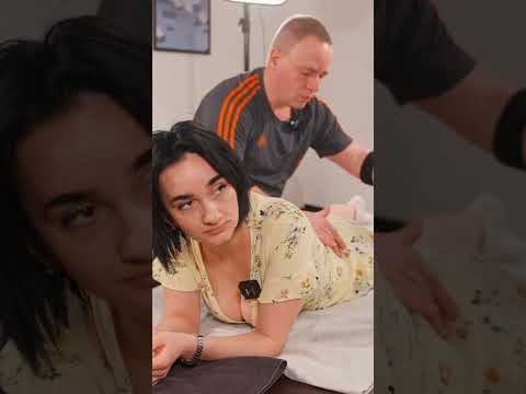 FANTASTIC chiropractic adjustment and stretching TOP CHIROPRACTOR for Maria #chiropractor