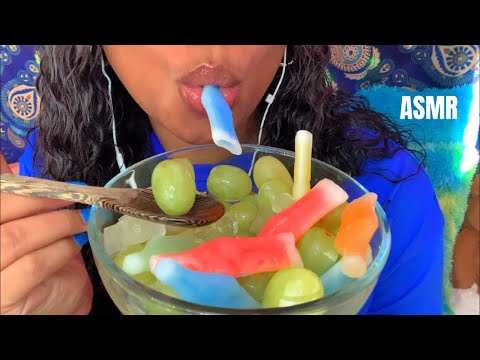 ASMR | Grapes 🍇 In Coconut Water 💦 🥥 & Nik-L-Nips 🤤