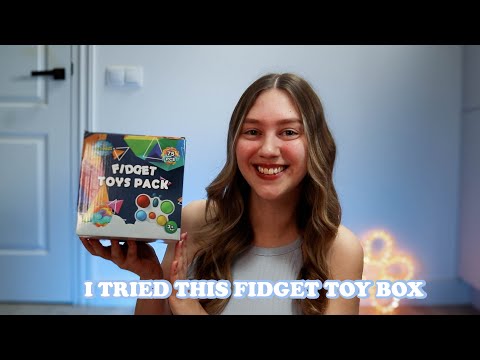 ASMR Trying Fidget Toys! Rating from 1-10 💙