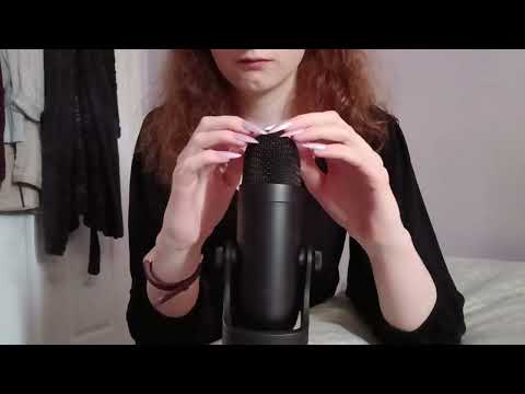 ASMR - Bare Mic Tapping & Scratching 