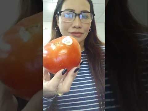 EATING BIG TOMATO #everyone #mukbang #shortsfeed #tomato #eating #mukbang