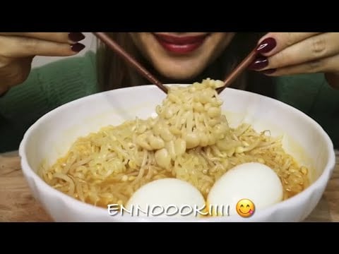 ASMR RAMEN NOODLES/ENOKI MUSHROOMS / EGGS / no talking /CREMA ASMR #asmr #ramen #enokimushroom #food