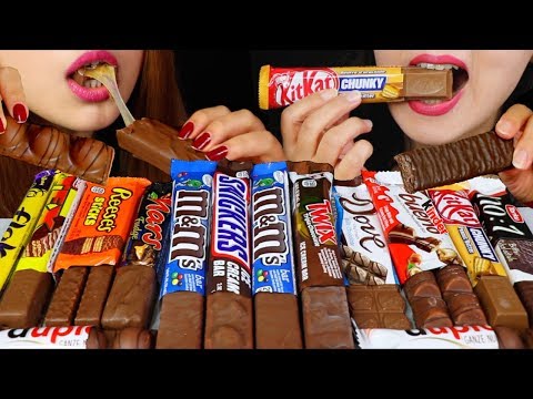 ASMR CHOCOLATE CANDY BARS (M&M's, KINDER, TWIX, SNICKERS, KITKAT, REESE'S, MARS) 먹방 | Kim&Liz ASMR