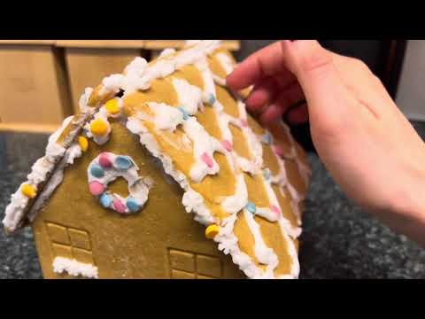 ASMR TAPPING AND SCRATCHING ON GINGERBREAD HOUSE! (No talking)