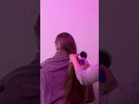 Hair Brushing ASMR #realpersonasmr #visualtingle #oddlysatisfying #hairbrushingasmr