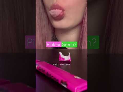 Chewing gum sounds & blowing bubblegum 💗💚 #bubblegum #chewingsounds #chewing #chewinggum #asmr