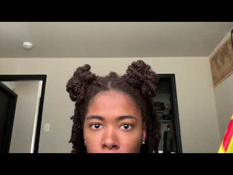 ASMR Eating A Butterfinger (Whispering)