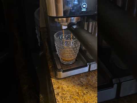 Coffee sounds 💛 #asmr #asmrsounds #shortvideo #shorts