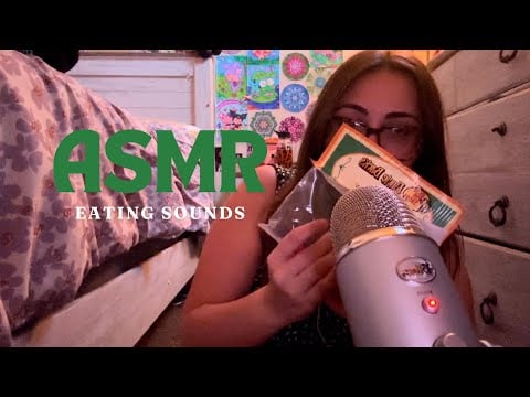 ASMR eating candy! *Mouth sounds*