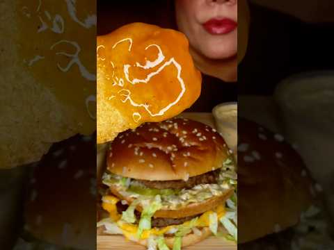 MCDONALD’S CRISPY CHICKEN NUGGETS #asmr #mukbang #food