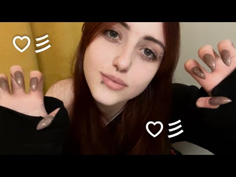 асмр потрогаю твоё лицо ♡彡 немного поцарапаю )