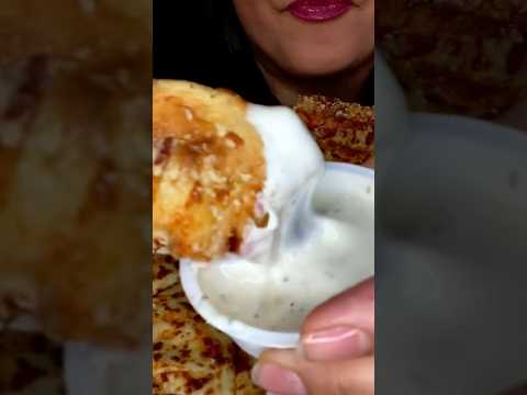 Eating Little Caesar’s #asmr #ytshort #foodie #trending