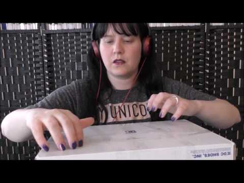 3Dio Asmr - Your head in a box.. Let me TAP TAP TAP and give you Tingles!