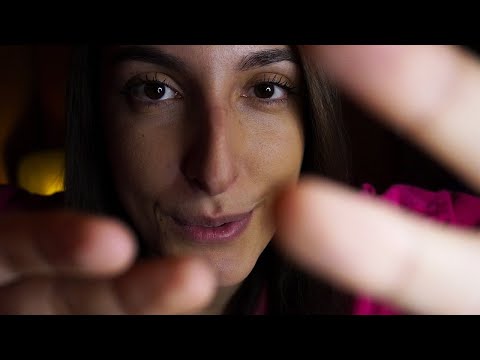 DORMIRAI AL 100% 😴 TONGUE CLICKING & TOUCHING THE CAMERA | ASMR ITA