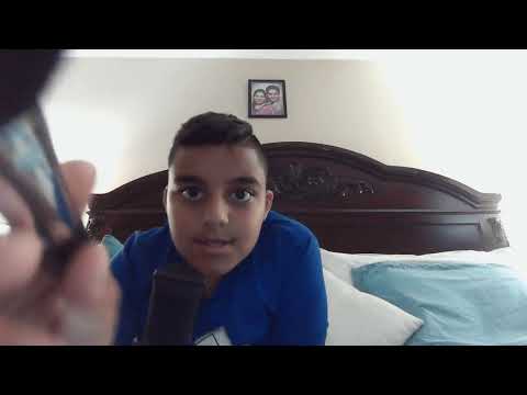 ASMR mic brushing