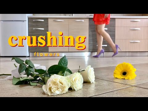 High Heels Crushing Things: Pea's Pumps vs. Flowers! Oddly Satisfying ASMR