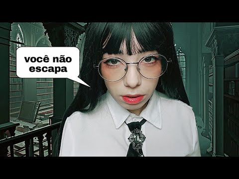 ASMR ALUNA YANDERE TE LEVA PARA UMA ESCOLA ABANDONADA | ROLEPLAY