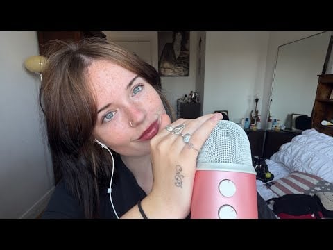 ASMR CUPPED MOUTH SOUNDS 