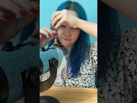 this was SO good 🥰 #micbrushing #asmr #shorts #asmrcrinkles