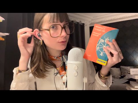 {ASMR FR} De retour !!! On parle livres 📚🥰