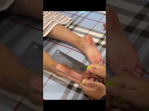 Gotta Love that Knives Massage #relaxingmassage #massage #Knives #CAMASMR