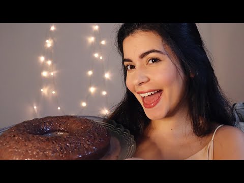 ASMR COMENDO BOLO DE CHOCOLATE