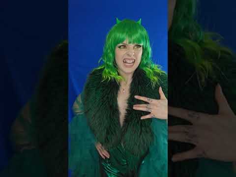 looove this robe! ❄️💚#thegrinch #grinch #grinchmas #christmas #christmas2024 #funny #humor #cosplay