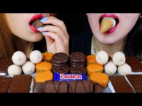 MINI CHOCOLATE ICE CREAM, CHOCOLATE MOUSSE CAKES, CREAM PIES, CANDY BARS 리얼사운드 먹방 | Kim&Liz ASMR