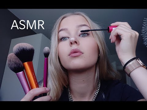 ASMR SUOMI Mun Arkimeikki!💄♡ Lähikuiskailua, rapinaa, mikin sivelyä...