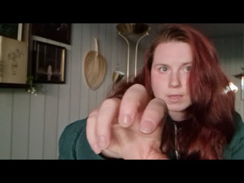 ASMR på Svenska - random triggers med brain massage