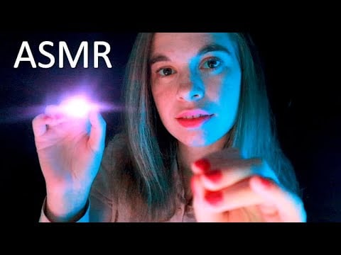 Douce Ophtalmologue te fait un examen visuel - Roleplay ASMR médecin, lumière test couleur eyes exam