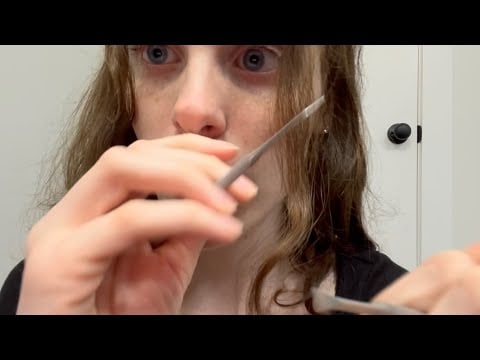 ASMR robot keeps glitching 🤖 (stuttering + anticipation) 