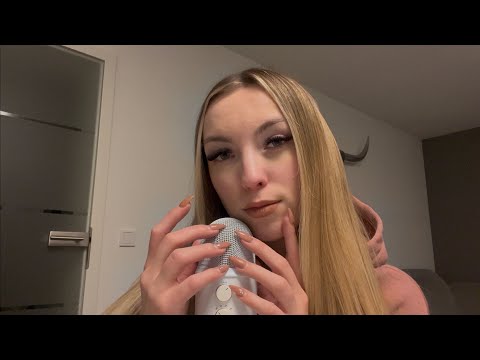 ASMR | books, books and books on 100% SENSITIVITY👀 (tracing, tapping, page turning)