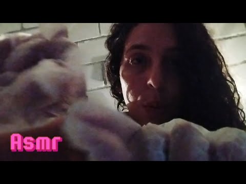 Asmr- Massagem relaxante ( Facial e ombros)