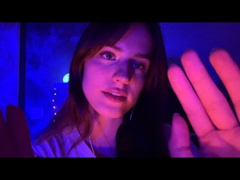 ASMR - dans l'obscurité 🕯️ (attention personnelle, chuchotements)