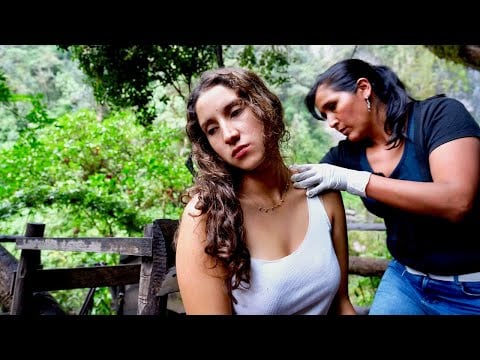 ASMR massage limpia (spiritual cleansing) with soft sounds & whispering by Doña Esperanza