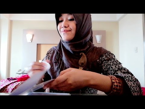 [ASMR] roleplay rude receptionist books your reservation