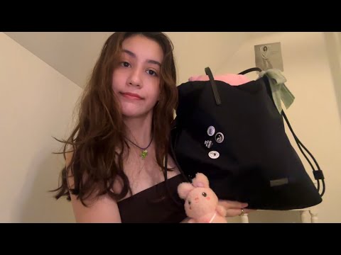 ASMR What’s In My College Backpack 🌷