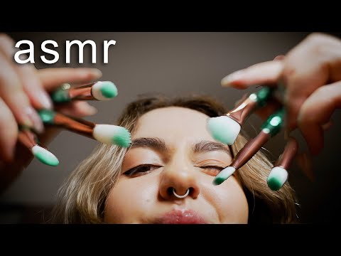 ASMR EN TU CARITA CON MOUTH SOUNDS INTENSOS