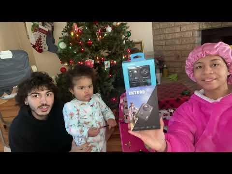 Vlog #24 - Christmas Eve Party