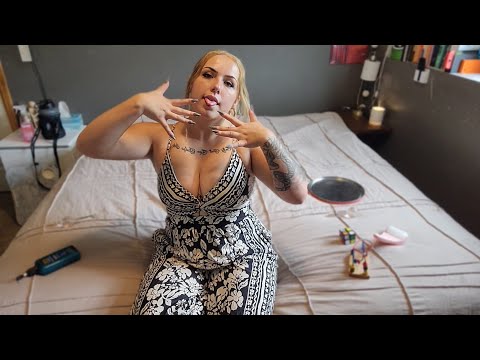 ASMR- Tapping & Scratching W/ Long Nails Random Assortment 💘