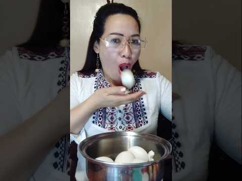 EATING HOT BOILED EGG#shortsfeed #food #mukbang #eatingshow #viral #everyone #funny #funnyshorts