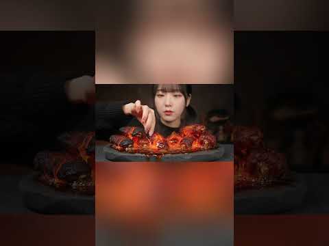 Eating Hot Wings Lava #asmrsounds #asmrvideo #eatingsounds
