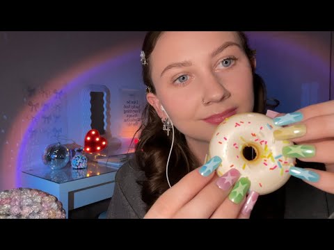 Very specific ASMR triggers ✨💅🏻