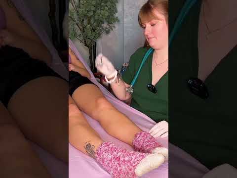ASMR Leg Exam 🩵 #asmr #asmrsounds #asmrtingles #asmrmedical #asmrvideo