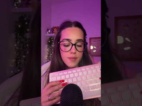A voi piace questo suono? 💤💤 #asmr #relax #triggersforsleep #visualtingle #nails