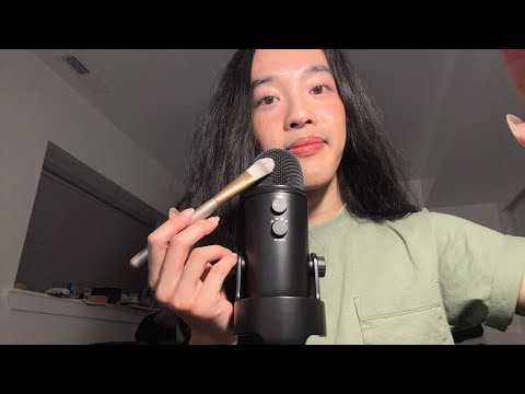 ASMR nonsensical storytime 🤪 (brushing mic + camera hand movements + rambling)